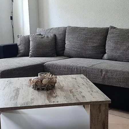 Feriendomizil-roger-wohnung-1 *