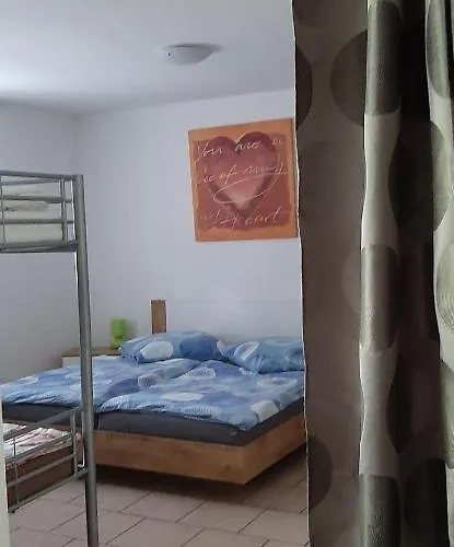 Апартаменты Feriendomizil-roger-wohnung-1 *